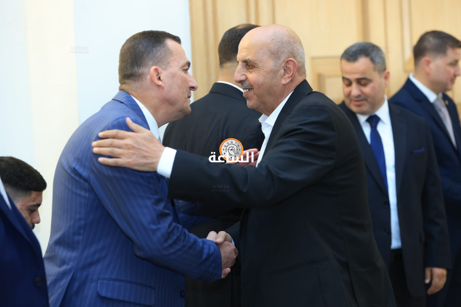 Madar Al-Saa Images 0.23832352587471206