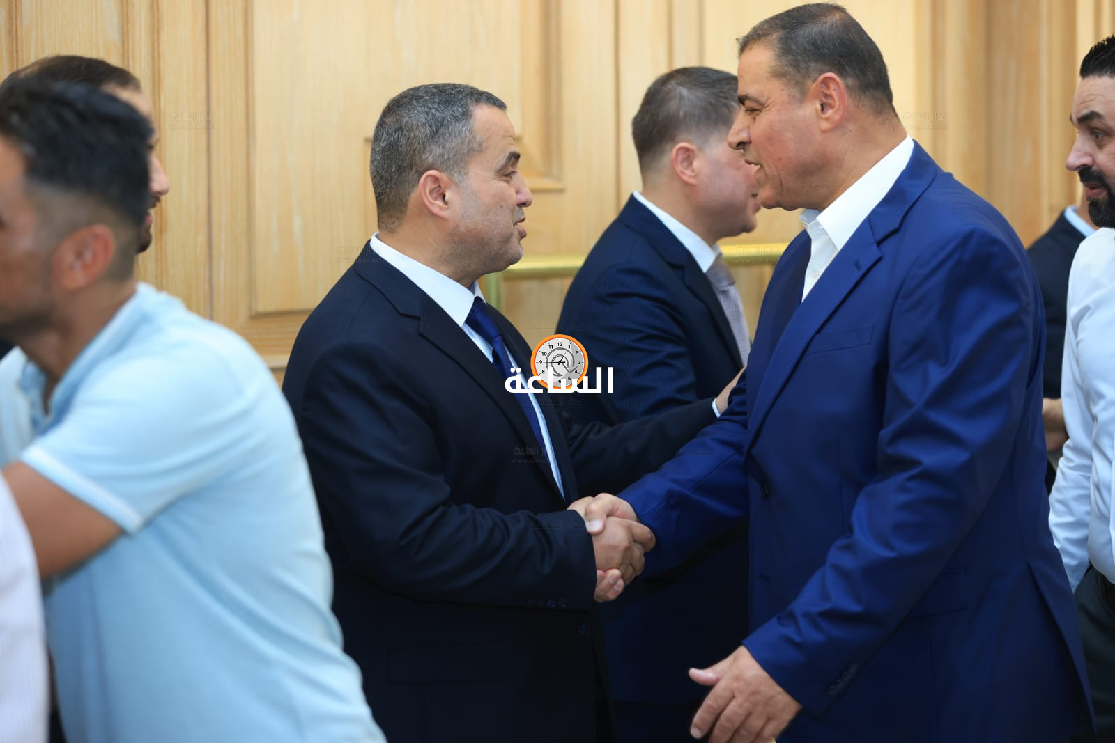 Madar Al-Saa Images 0.3826725990987664