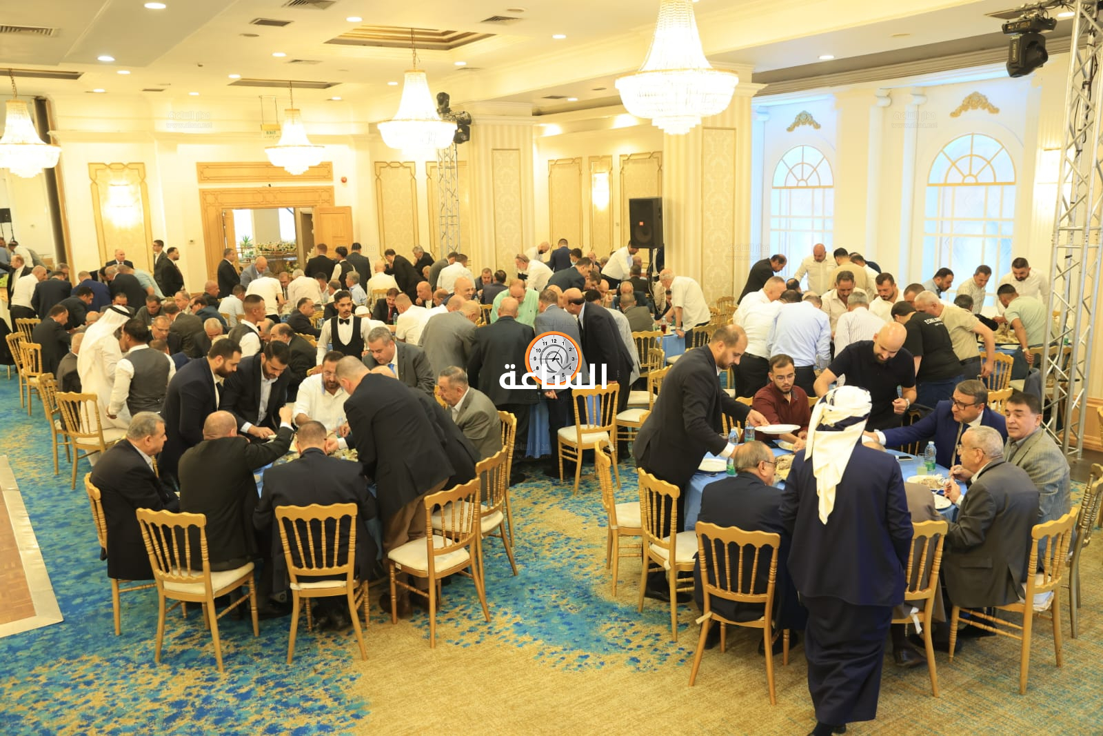 Madar Al-Saa Images 0.9767425715859009