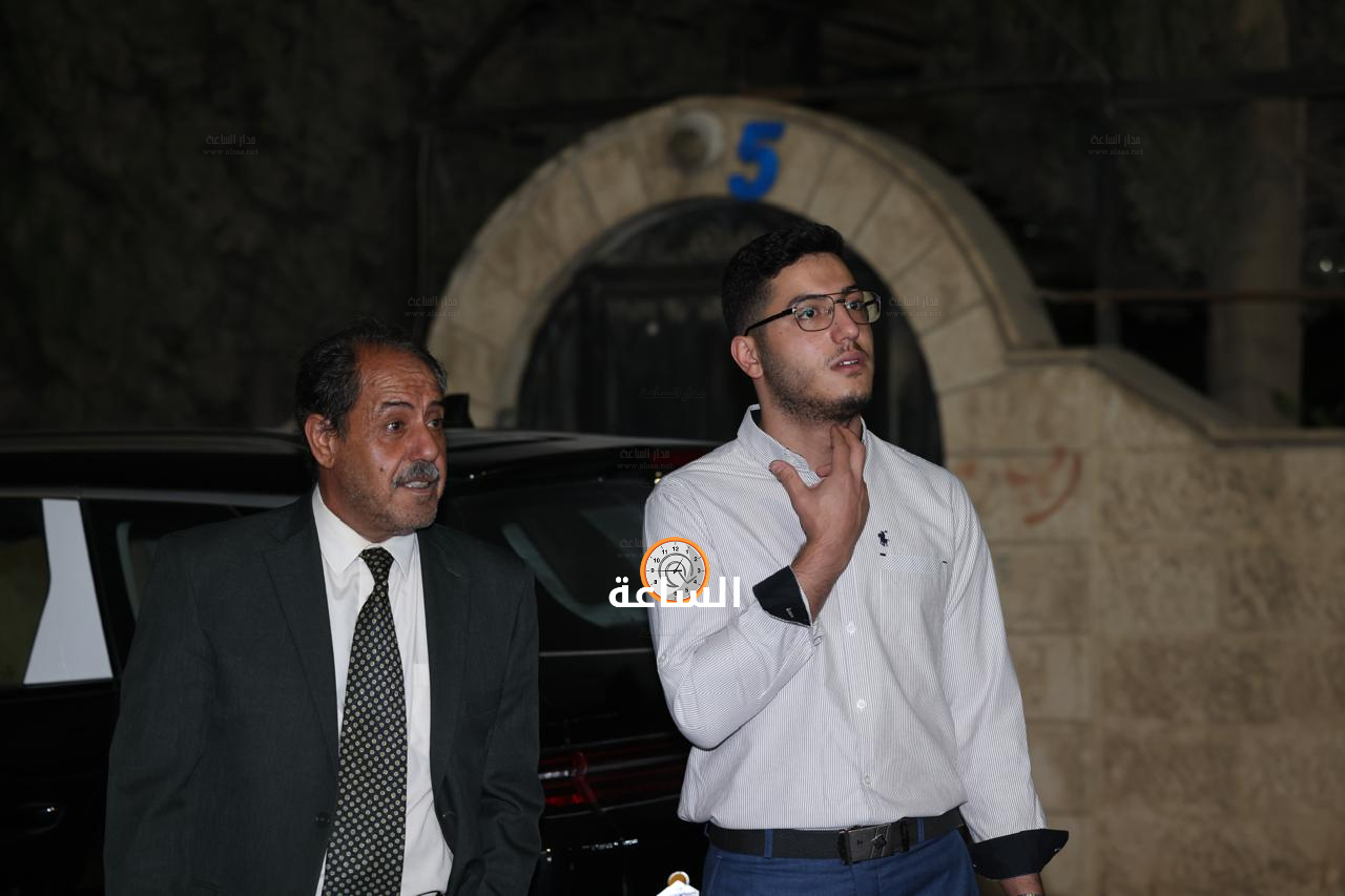 Madar Al-Saa Images 0.9415517286683276