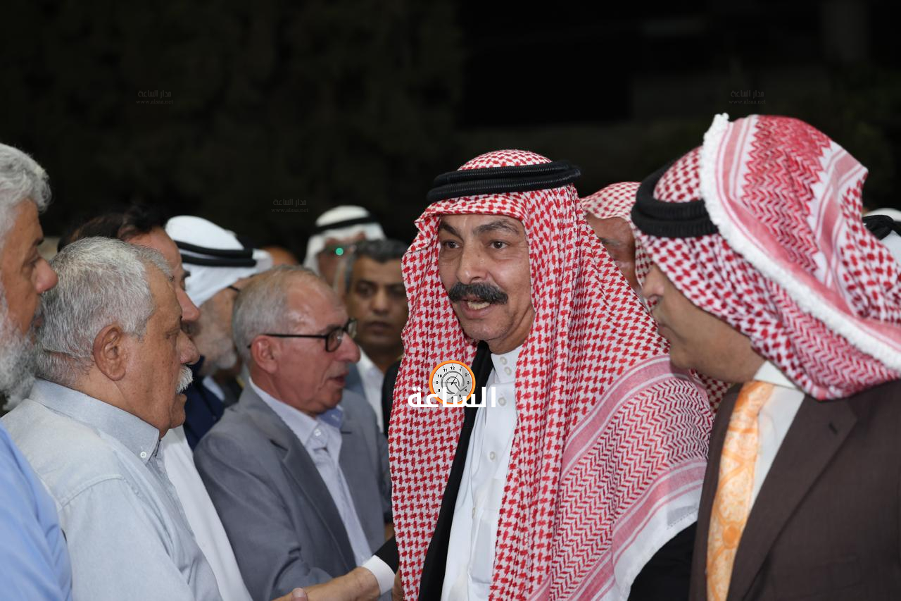 Madar Al-Saa Images 0.9941366347832015