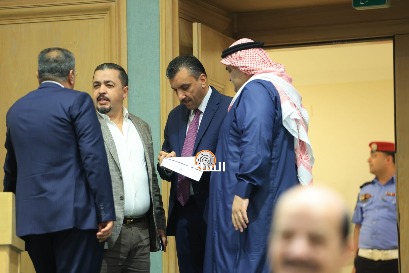 Madar Al-Saa Images 0.5965830769576971