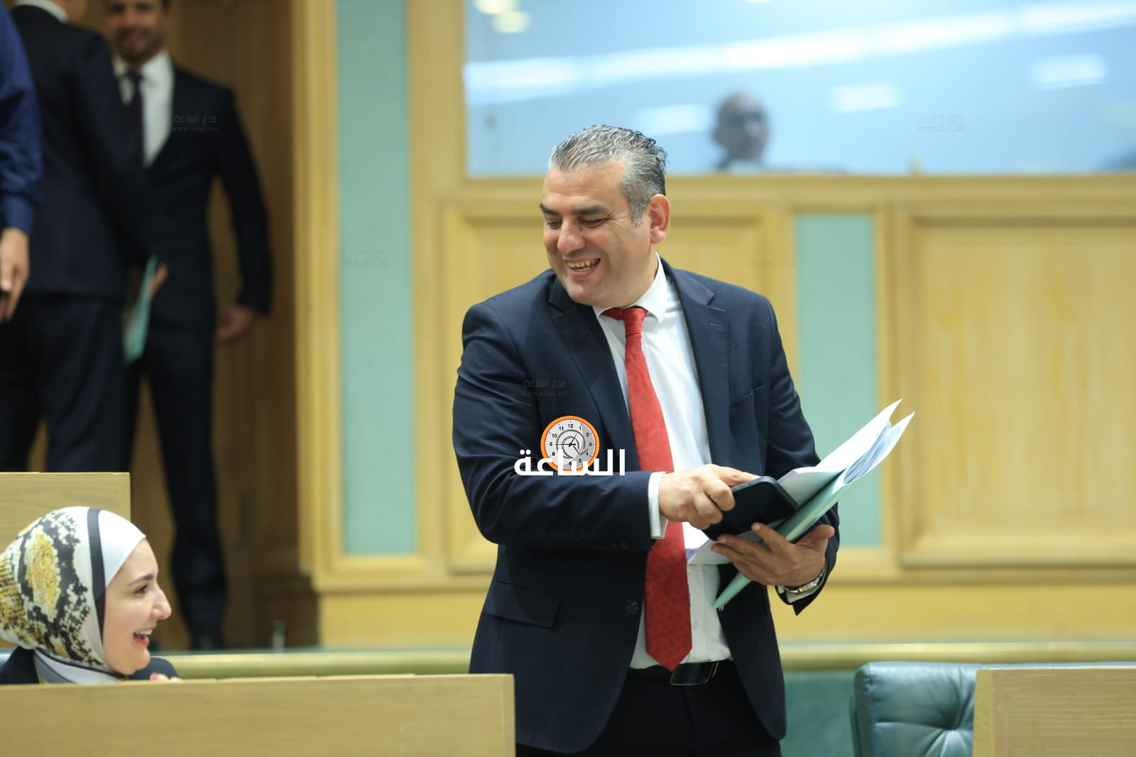 Madar Al-Saa Images 0.047410024310759136