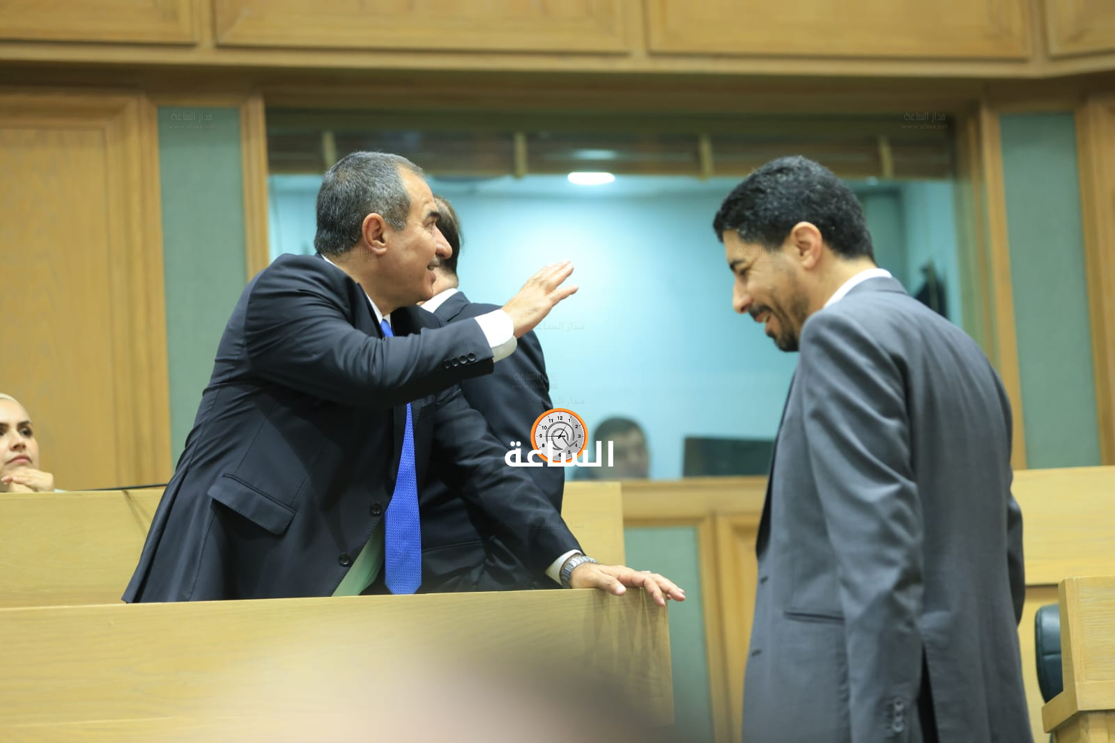Madar Al-Saa Images 0.8347226593666174
