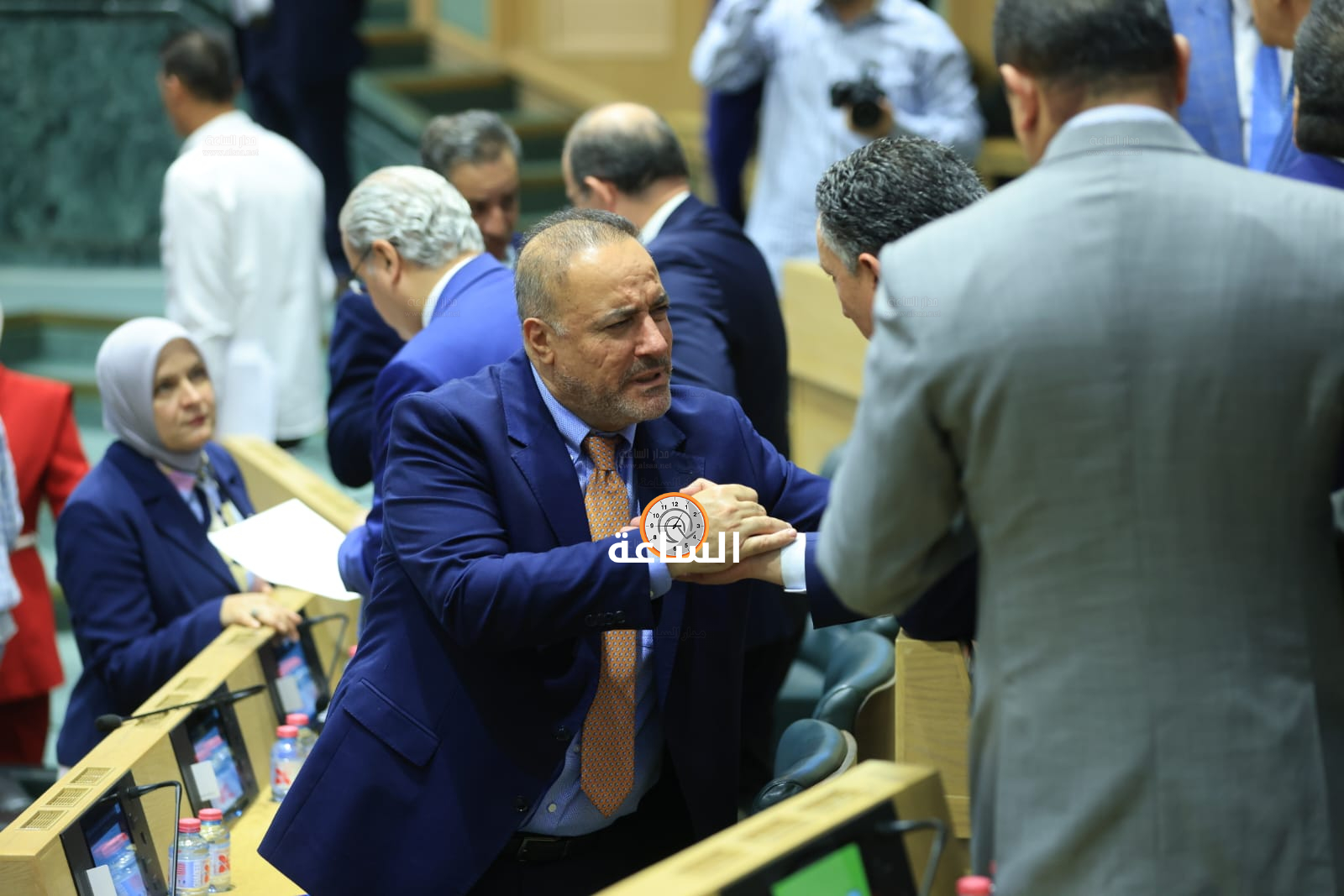 Madar Al-Saa Images 0.555266255006803