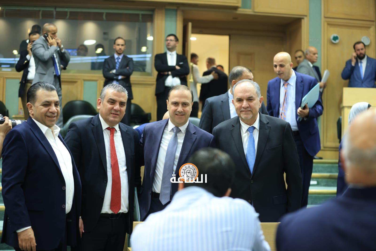 Madar Al-Saa Images 0.312083165540767