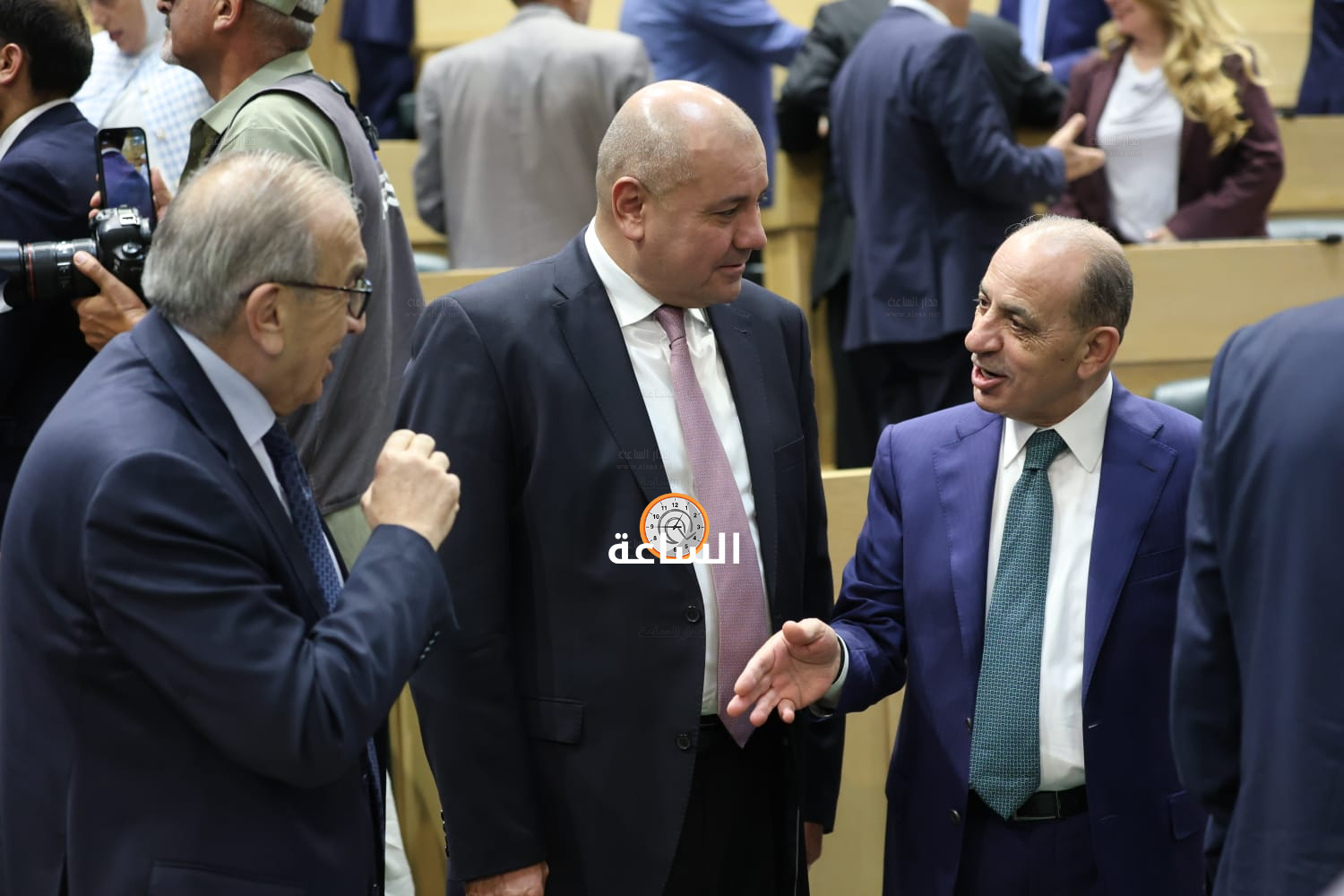 Madar Al-Saa Images 0.14859824305769964