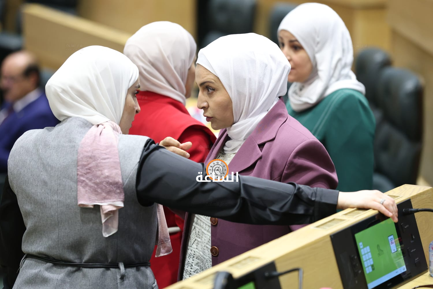 Madar Al-Saa Images 0.8221256729480729