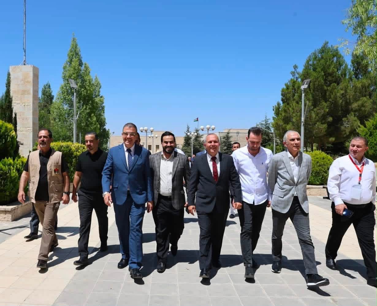 Madar Al-Saa Images 0.05582272333766336