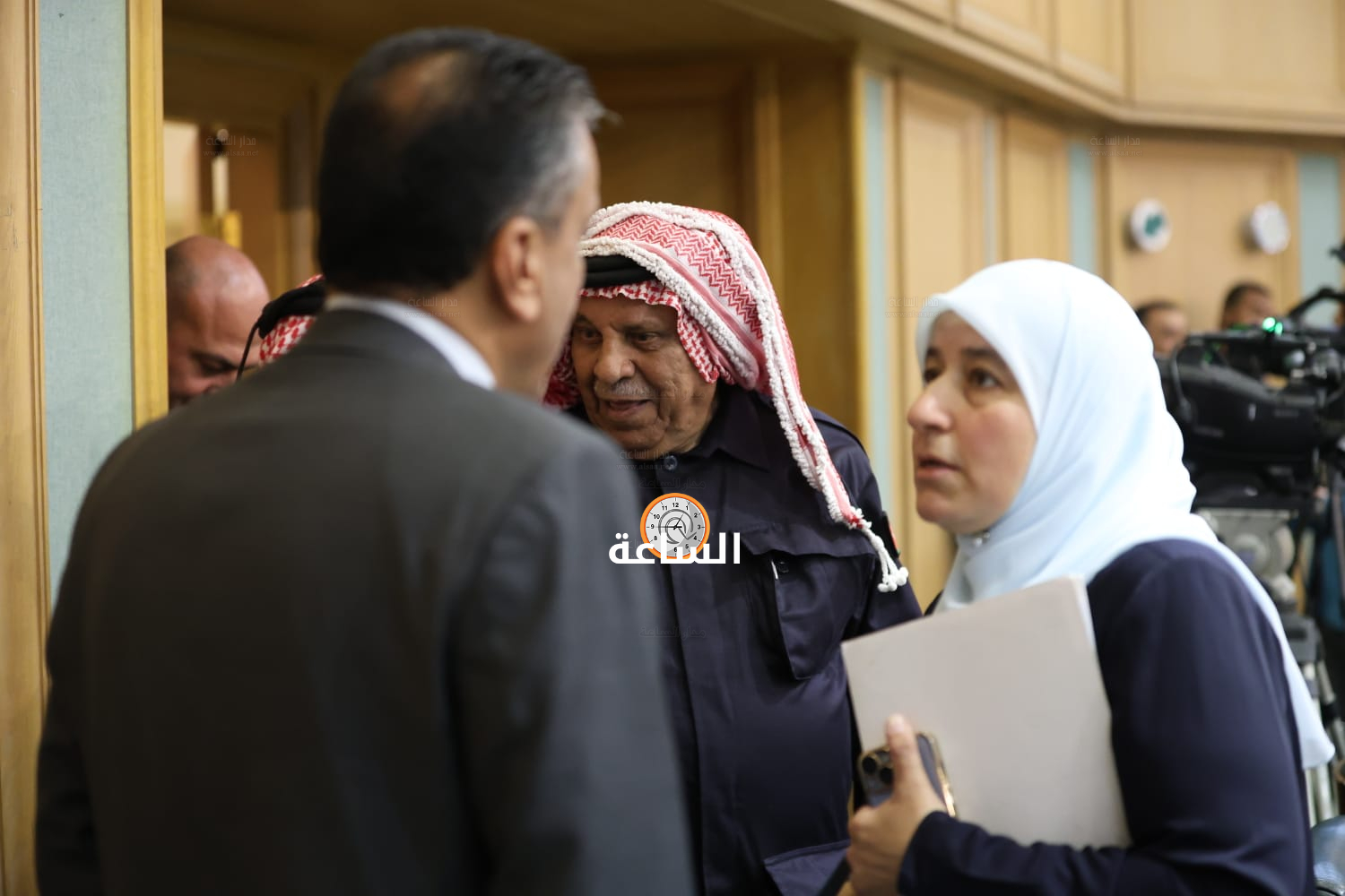 Madar Al-Saa Images 0.9200525115022767