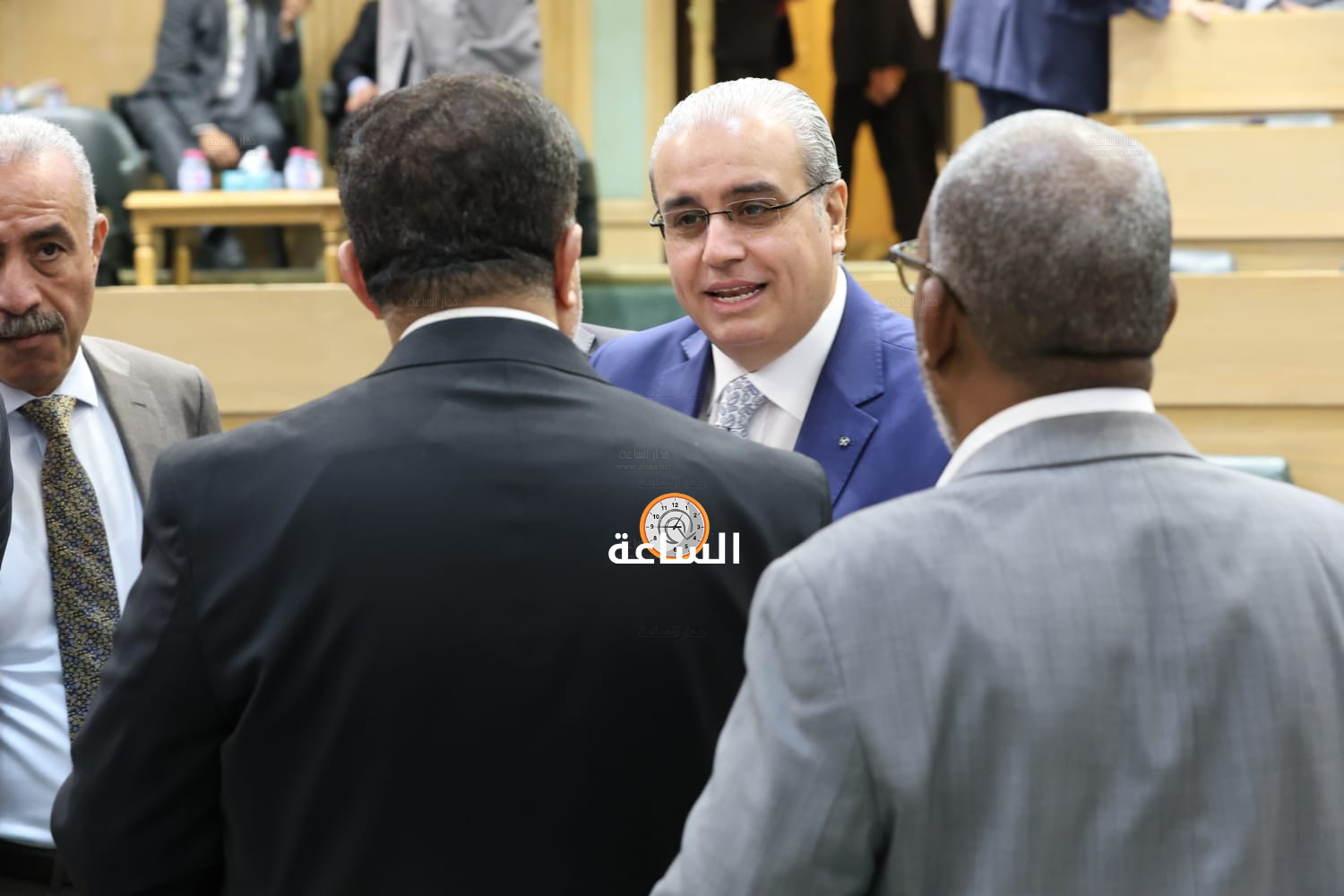 Madar Al-Saa Images 0.29232239643331337
