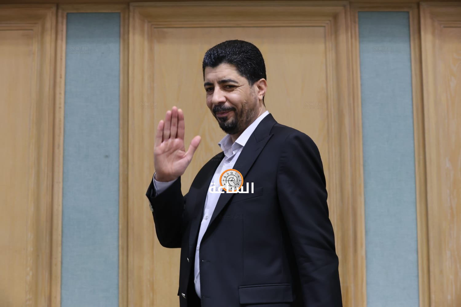 Madar Al-Saa Images 0.3734494162263299