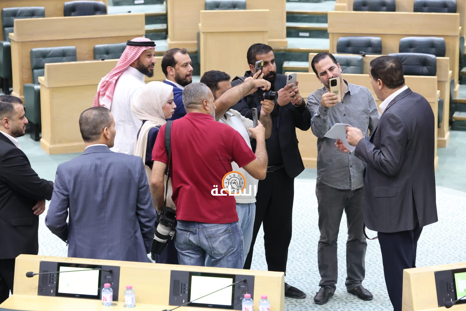 Madar Al-Saa Images 0.2986552991276721
