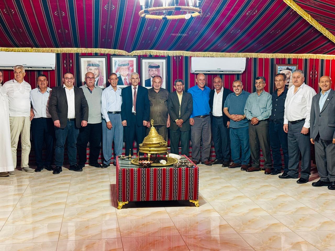 Madar Al-Saa Images 0.9539377550969655