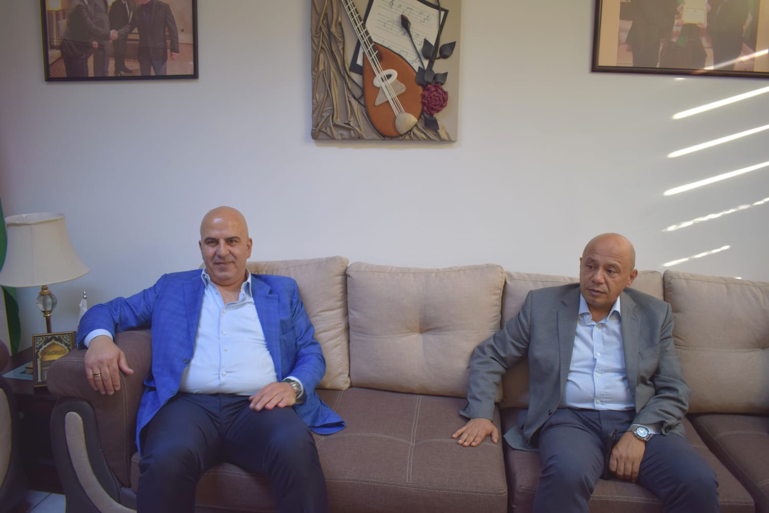 Madar Al-Saa Images 0.086755091116139