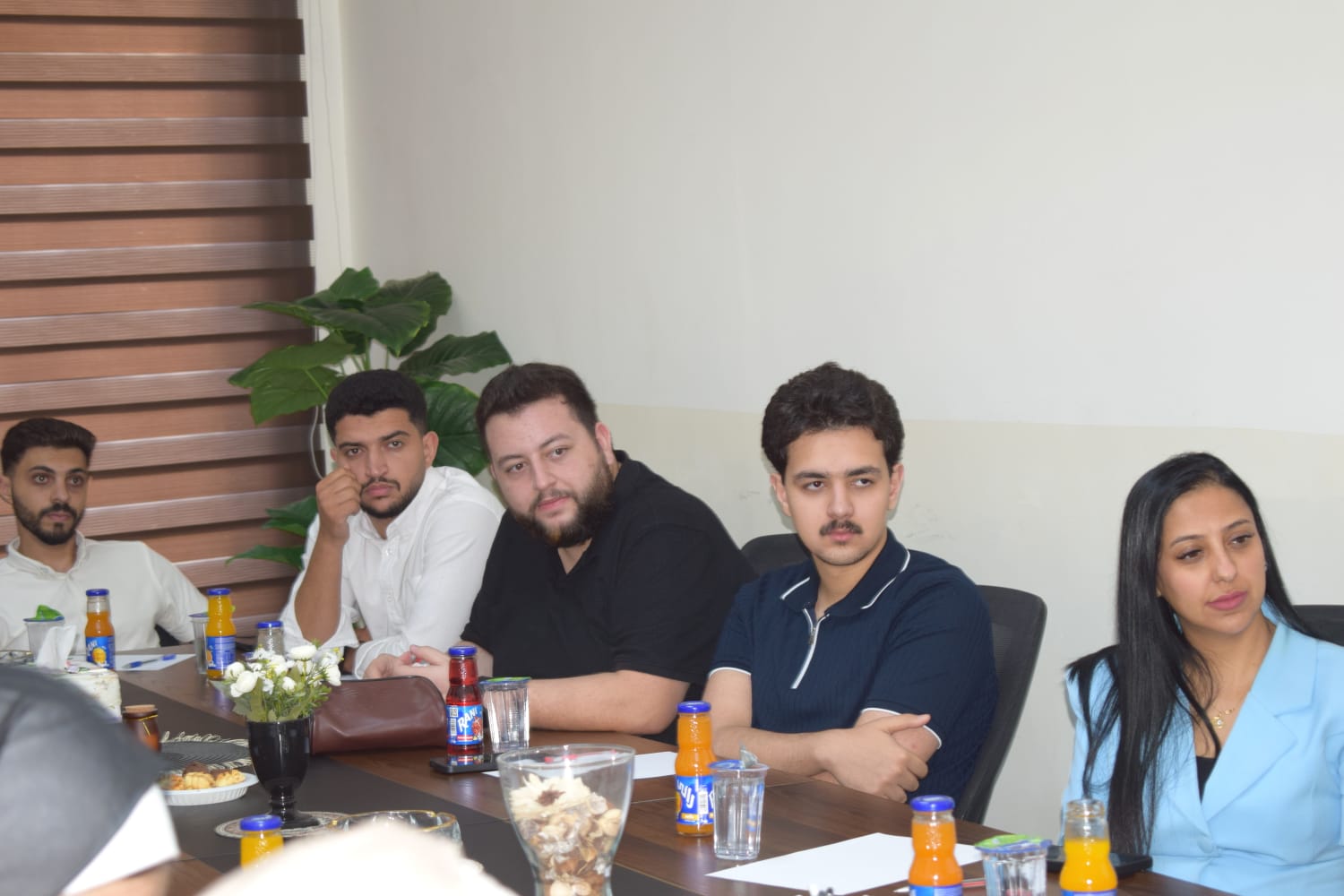 Madar Al-Saa Images 0.9718598737941702