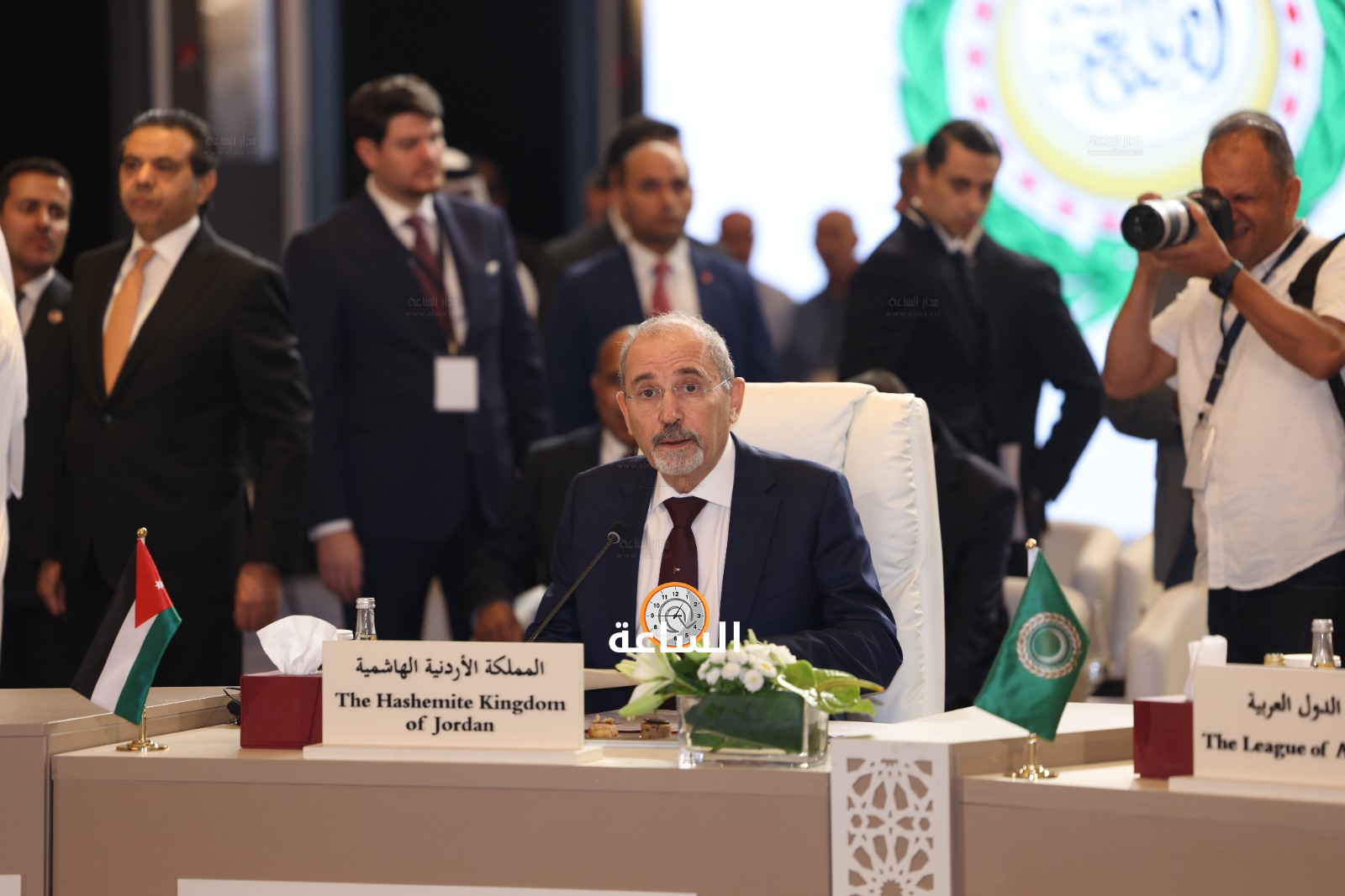 Madar Al-Saa Images 0.20704616620451255