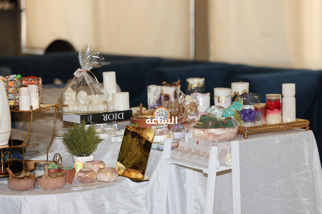 Madar Al-Saa Images 0.8159569872949625
