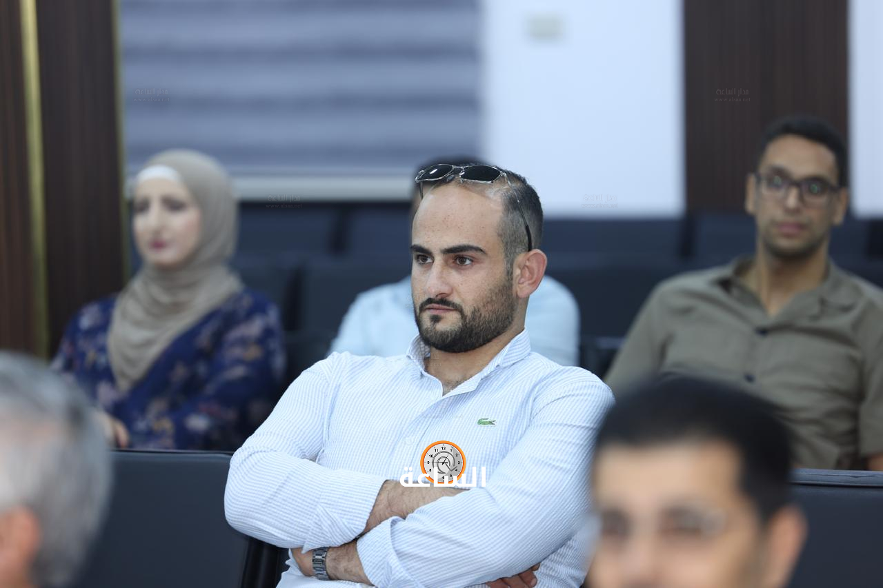 Madar Al-Saa Images 0.969179432475429