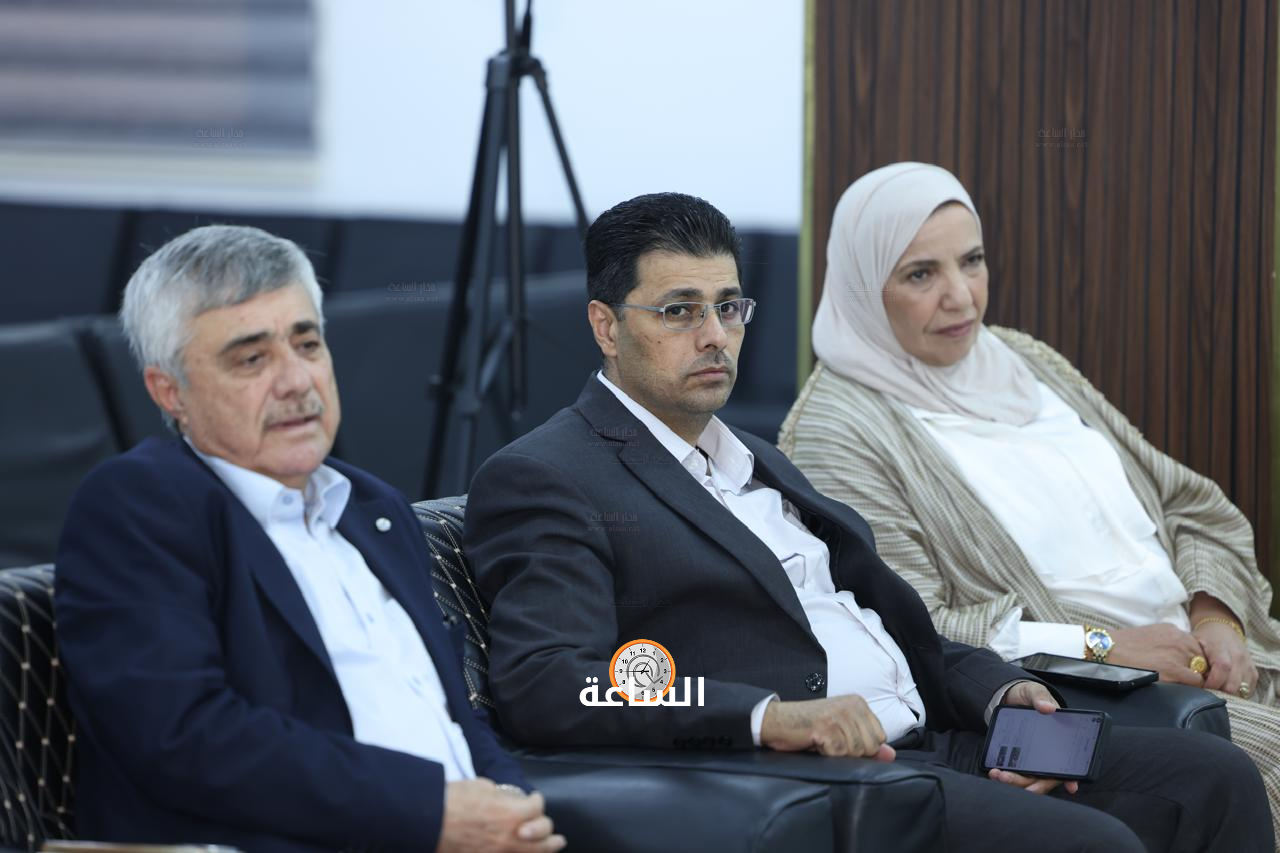 Madar Al-Saa Images 0.14458990081652
