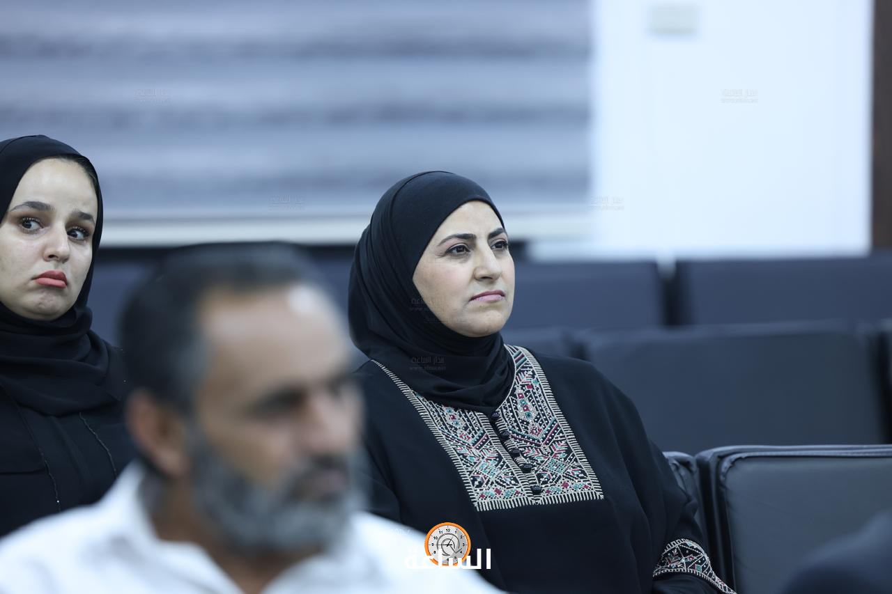 Madar Al-Saa Images 0.772974967109156