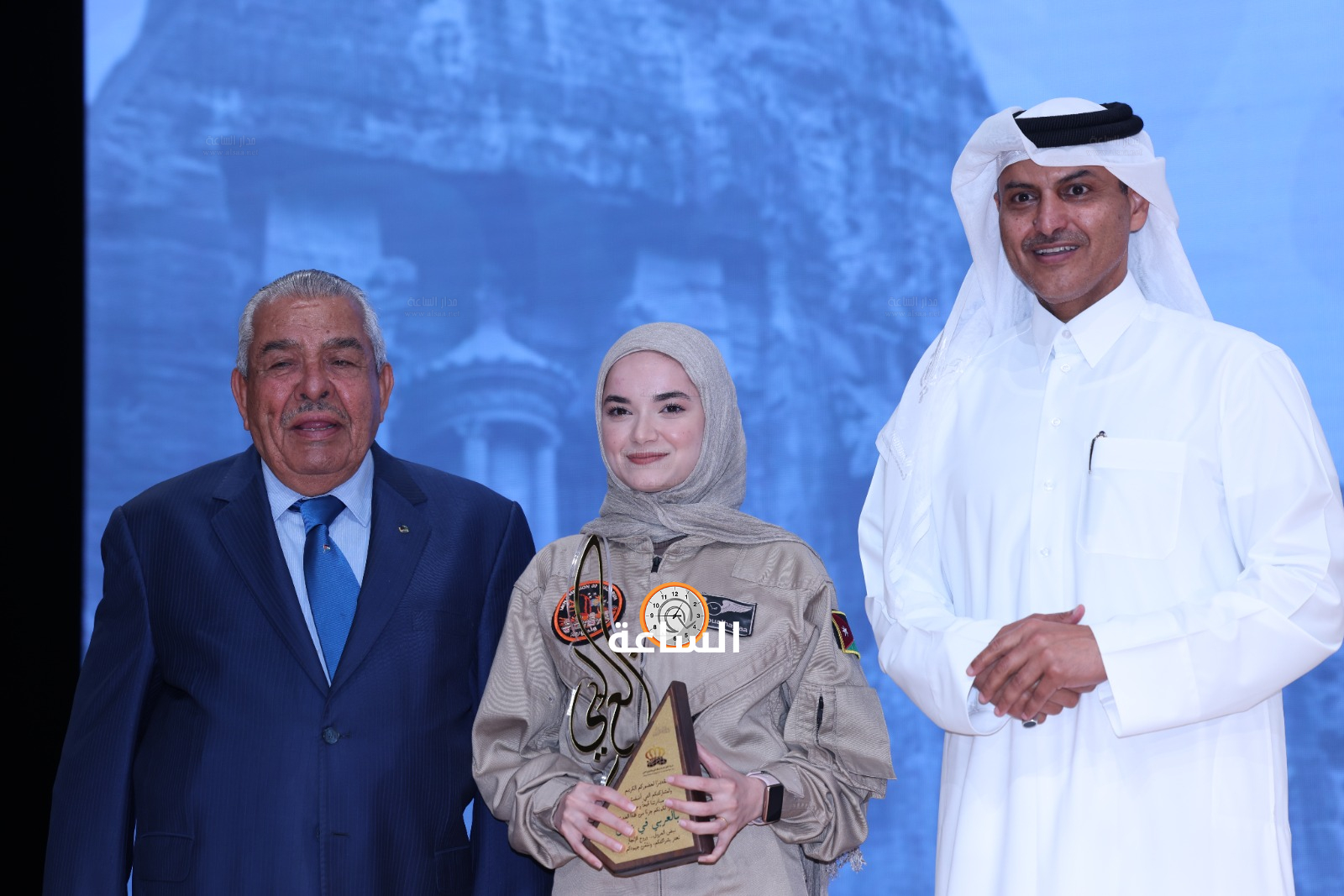 Madar Al-Saa Images 0.562001885160853