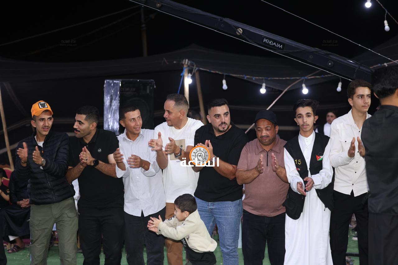 Madar Al-Saa Images 0.5927346343628704