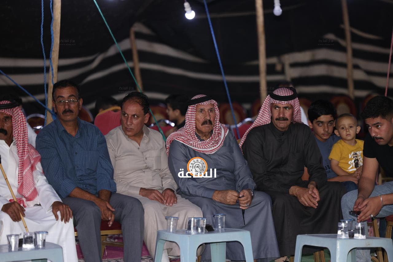 Madar Al-Saa Images 0.04117747752827139