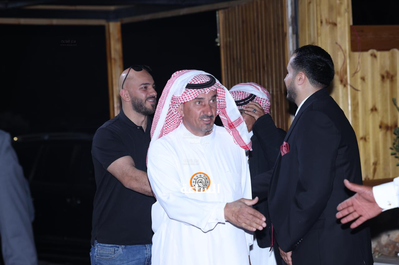 Madar Al-Saa Images 0.41283301613838097