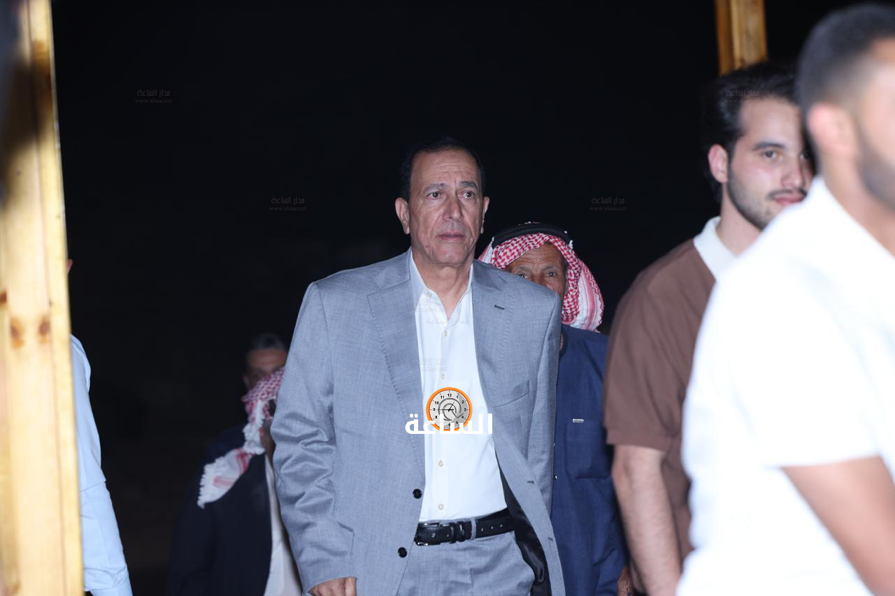 Madar Al-Saa Images 0.3107135051779176