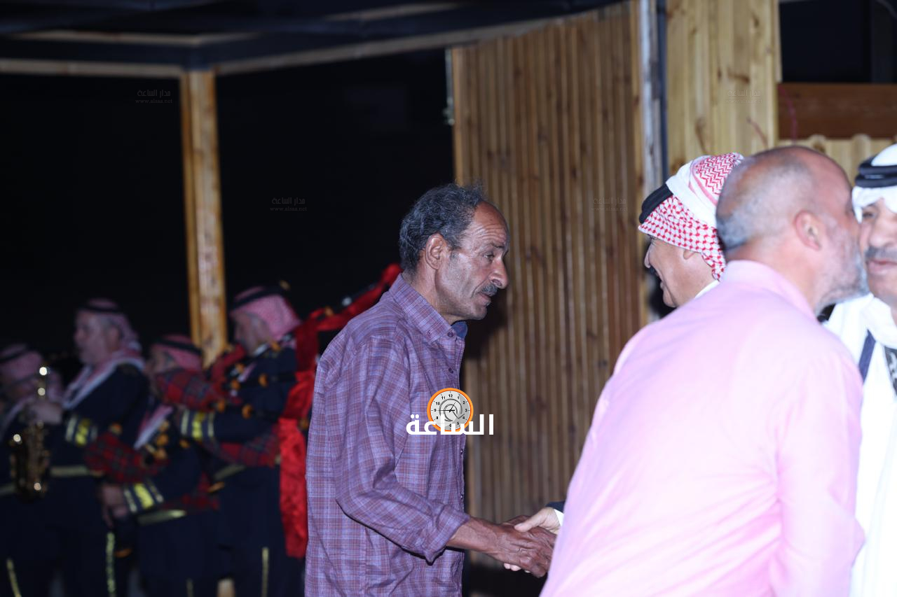 Madar Al-Saa Images 0.5330020217870327