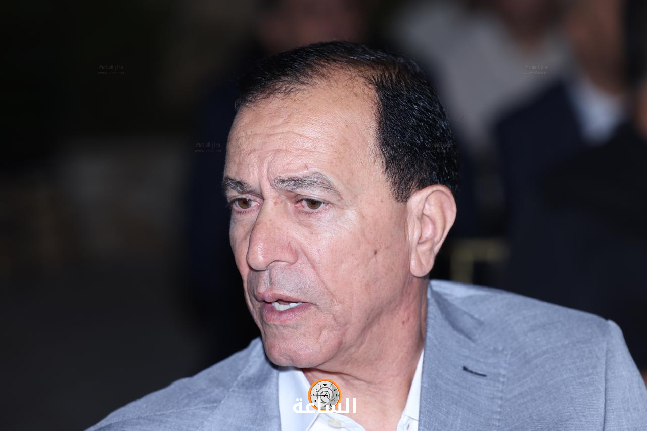 Madar Al-Saa Images 0.8745064766116695