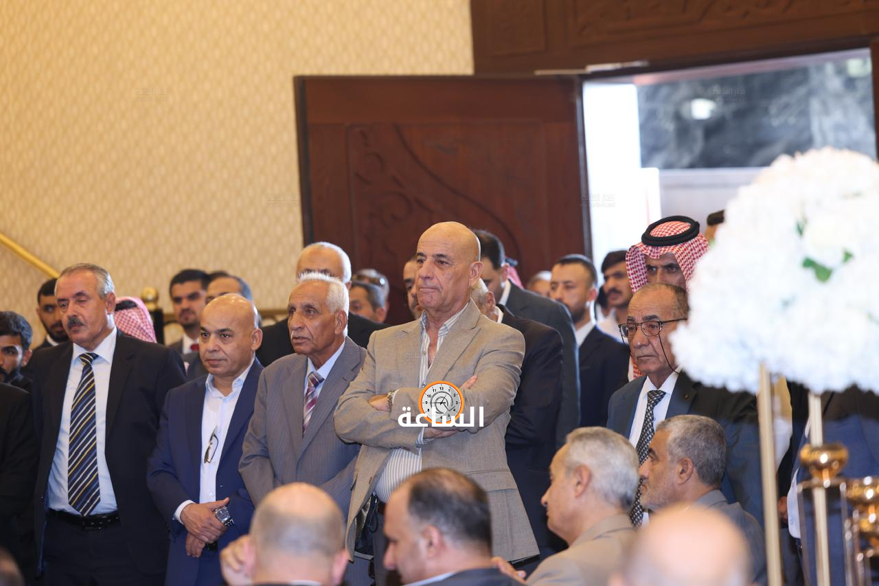 Madar Al-Saa Images 0.47945679288086673