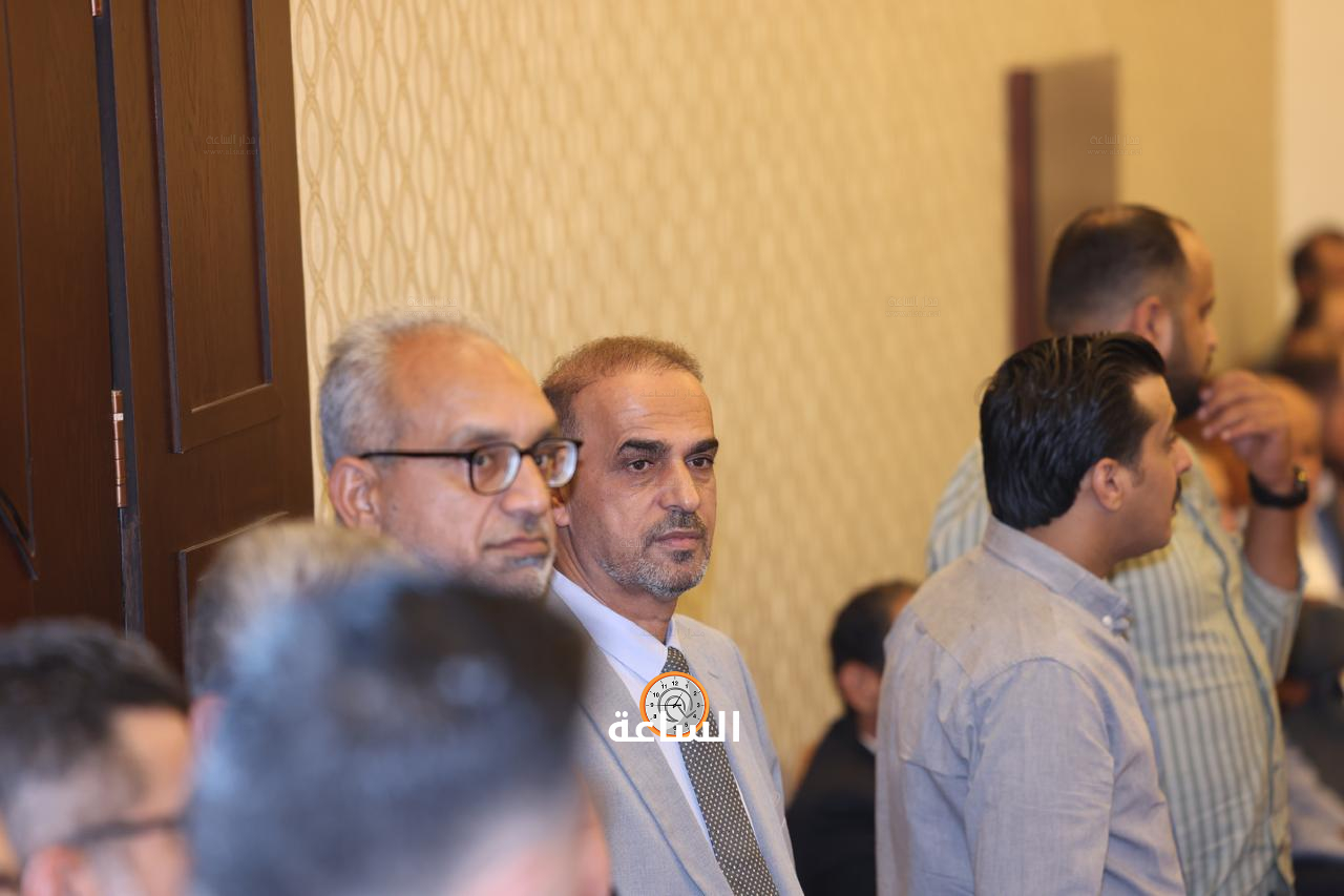 Madar Al-Saa Images 0.6534358324648644
