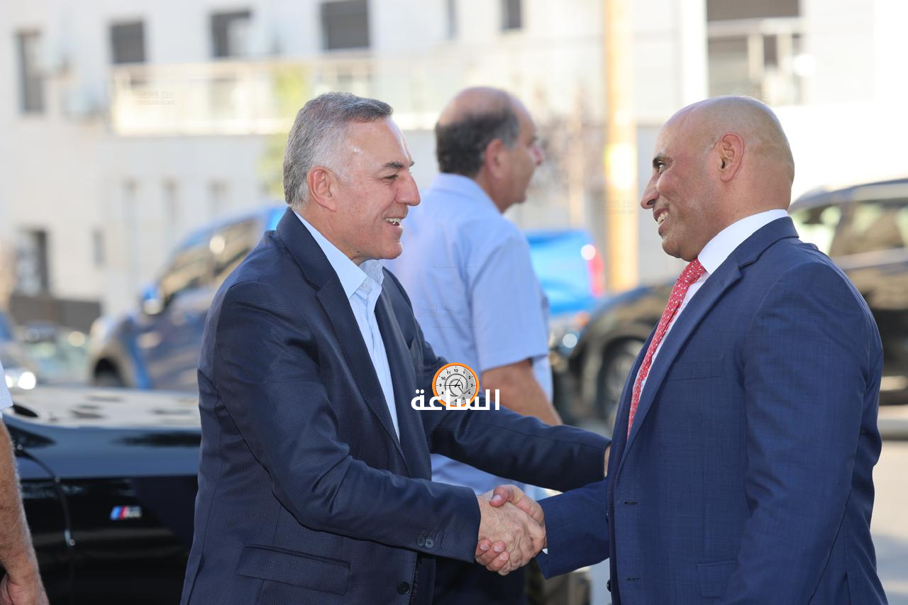 Madar Al-Saa Images 0.062107553760458845