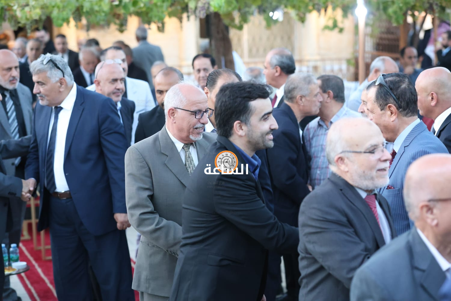 Madar Al-Saa Images 0.4593004683849864