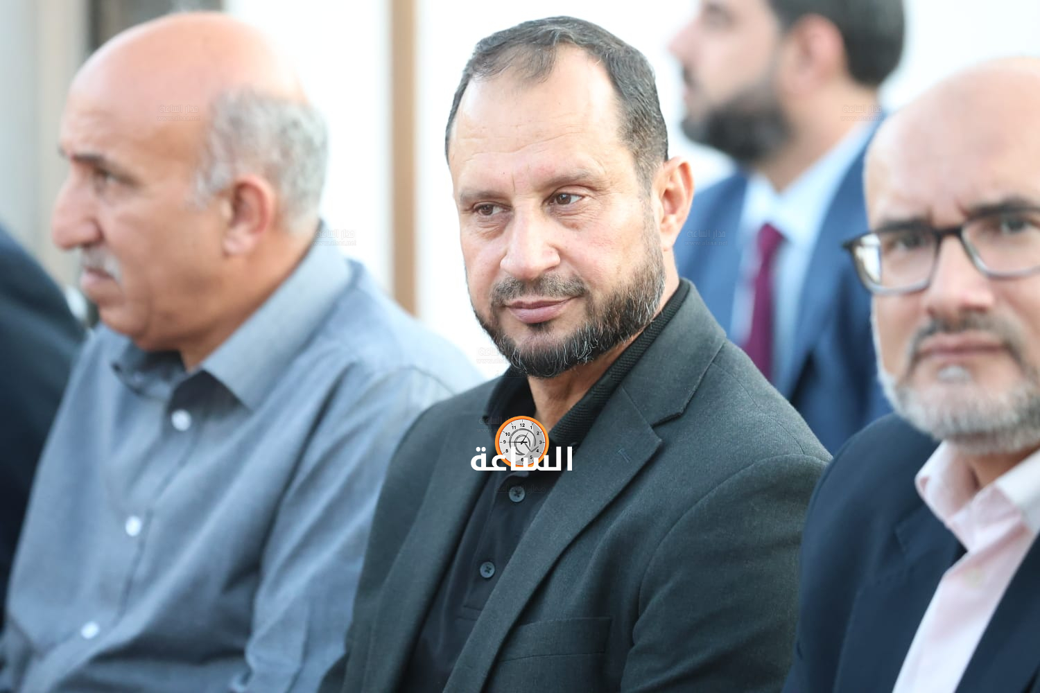 Madar Al-Saa Images 0.998512928669672