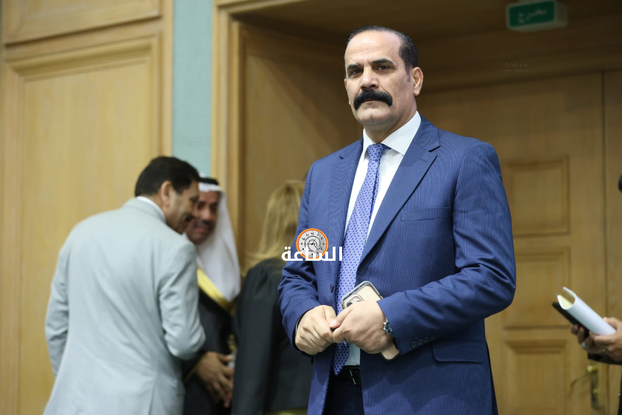 Madar Al-Saa Images 0.18546333404344295