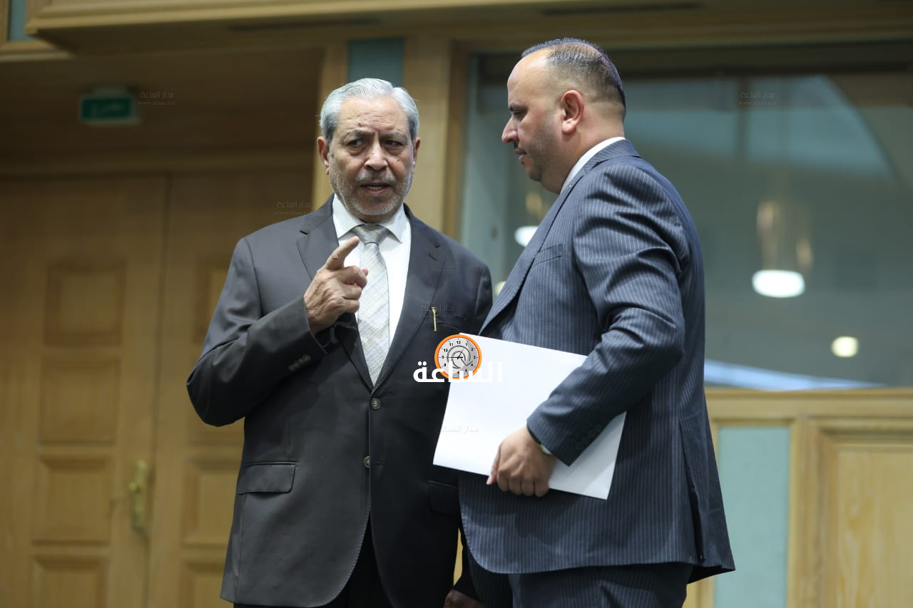 Madar Al-Saa Images 0.4067059051215266