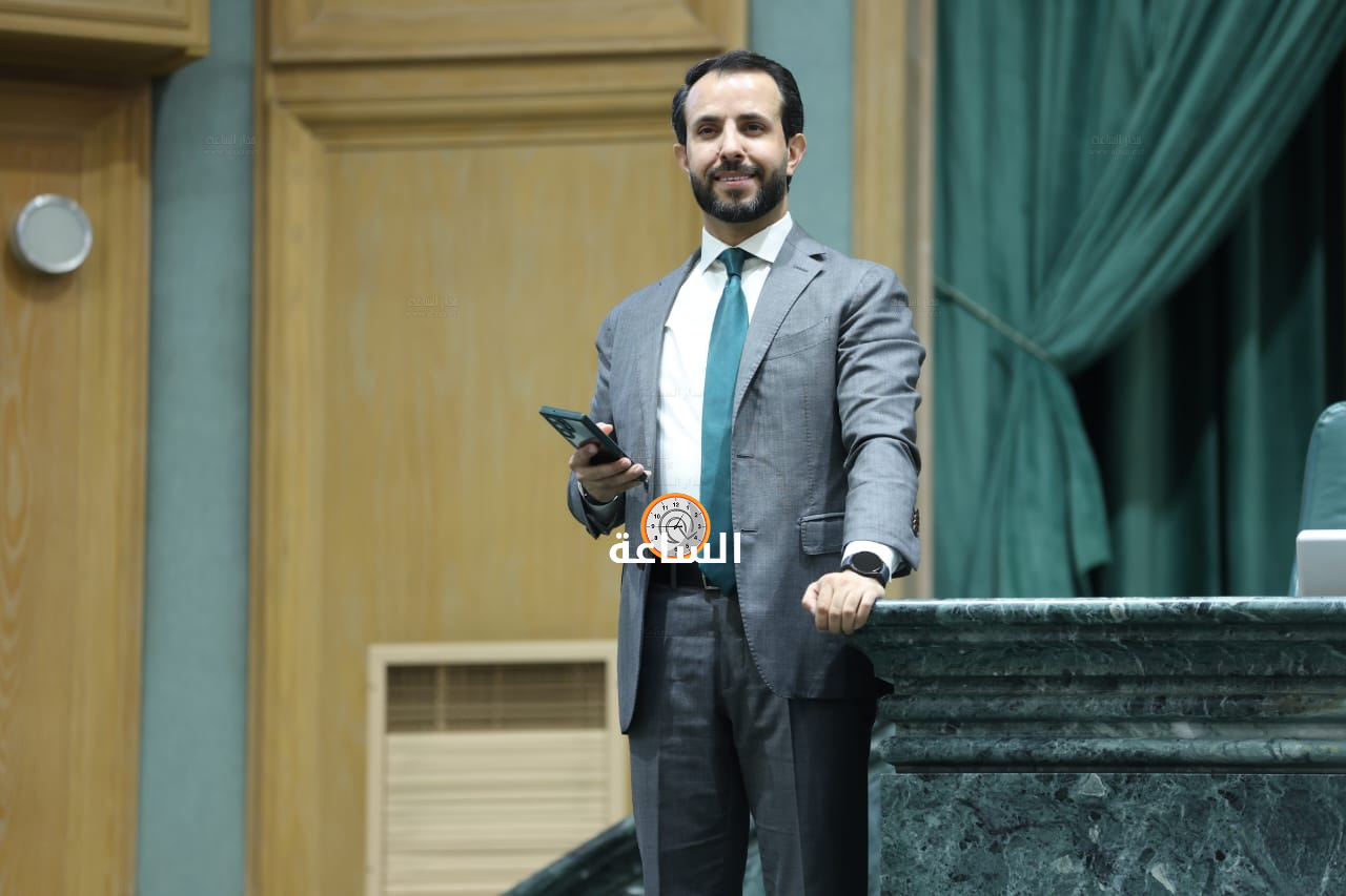 Madar Al-Saa Images 0.23589674345951117