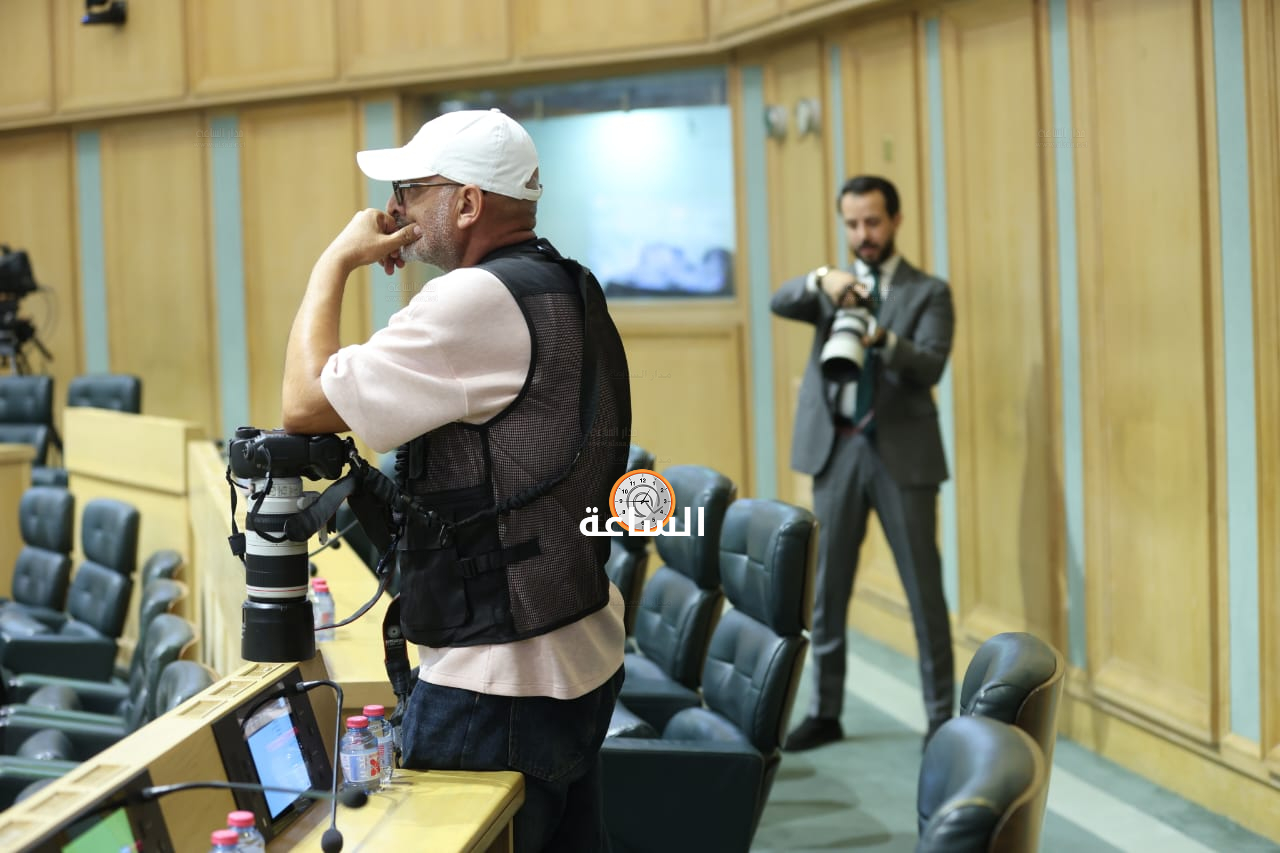 Madar Al-Saa Images 0.7652165181443928