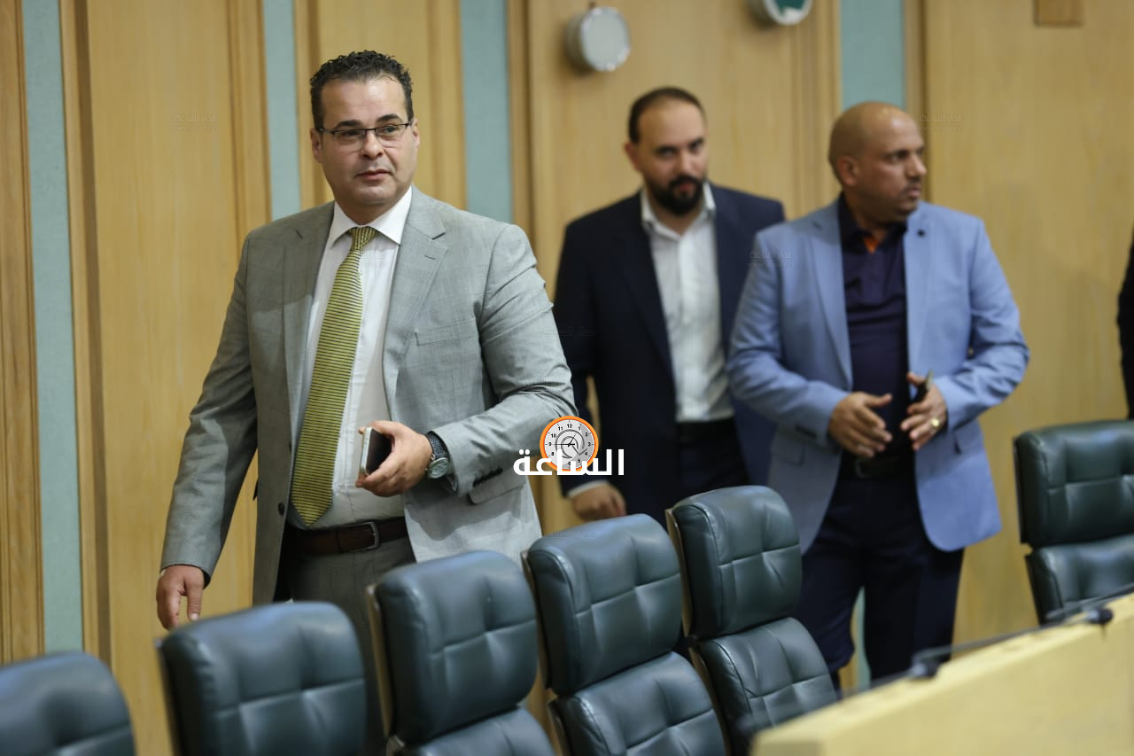 Madar Al-Saa Images 0.33636803449962616