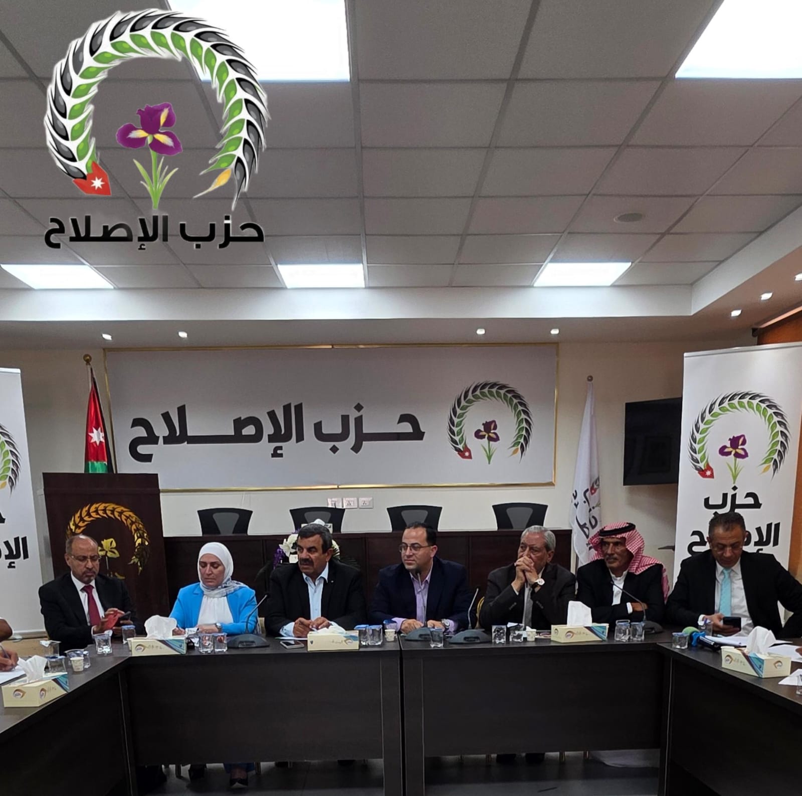 Madar Al-Saa Images 0.37289819527924295