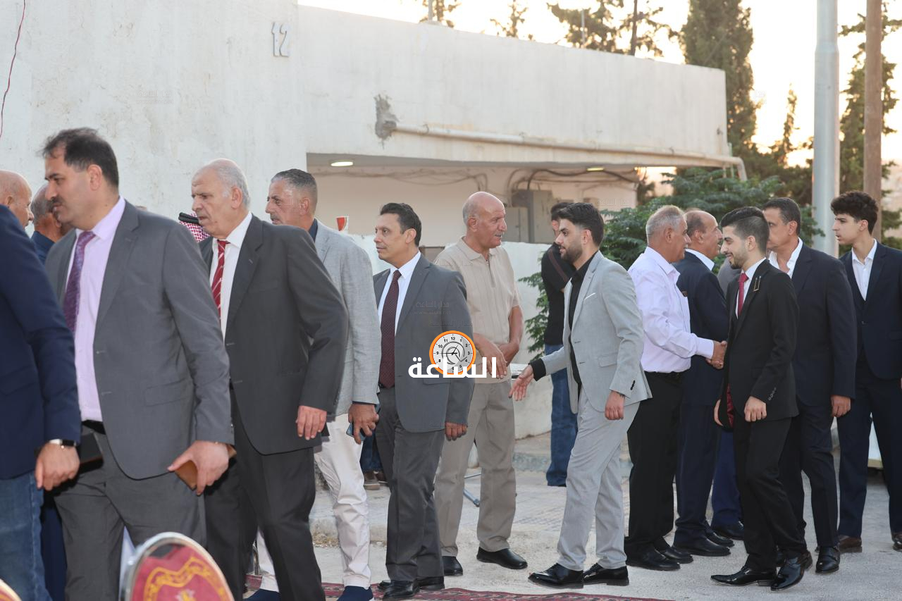 Madar Al-Saa Images 0.8104752930451997