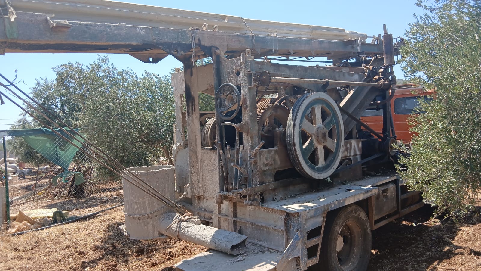 Madar Al-Saa Images 0.025934702711783775