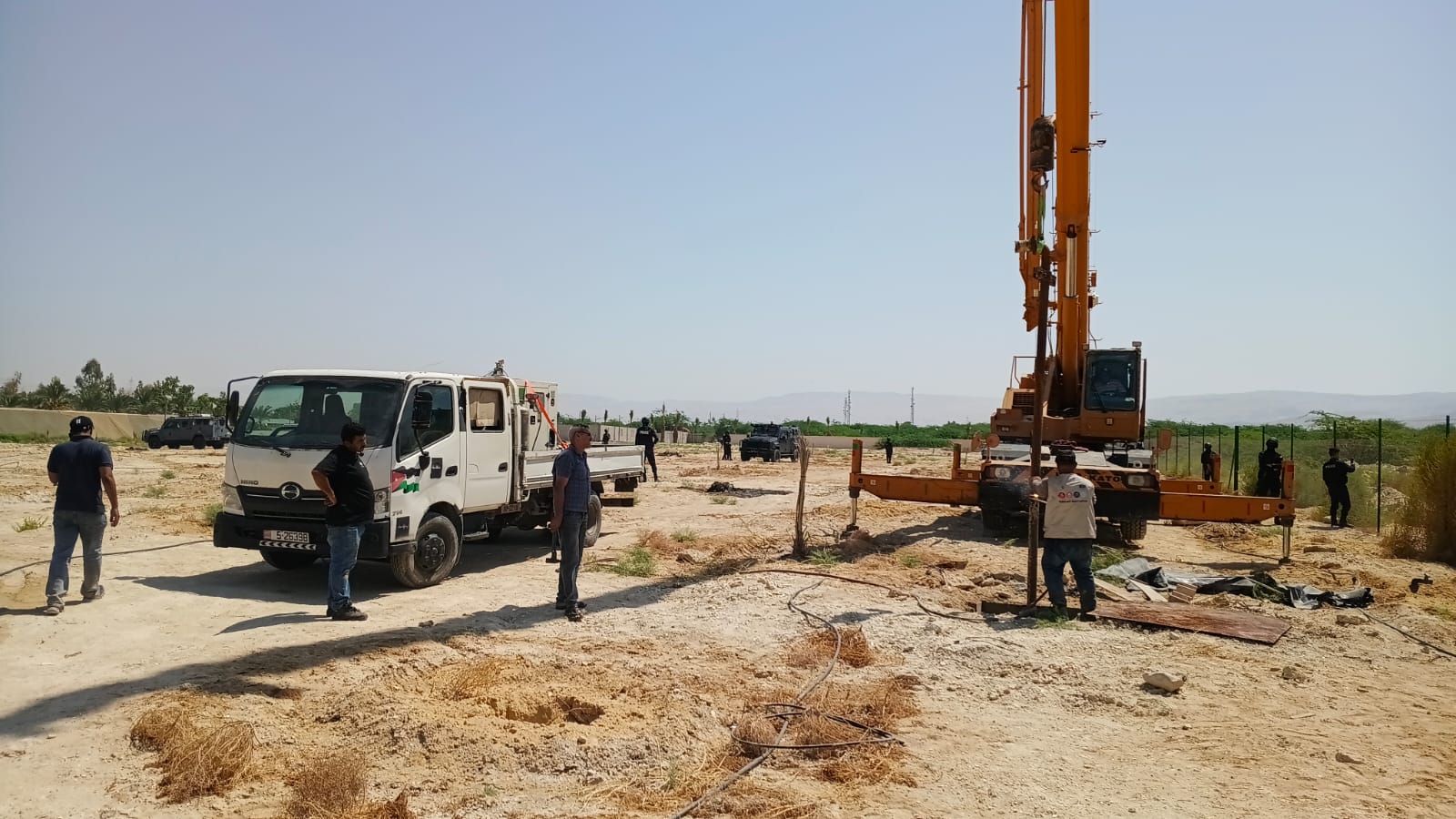 Madar Al-Saa Images 0.10327638065651068