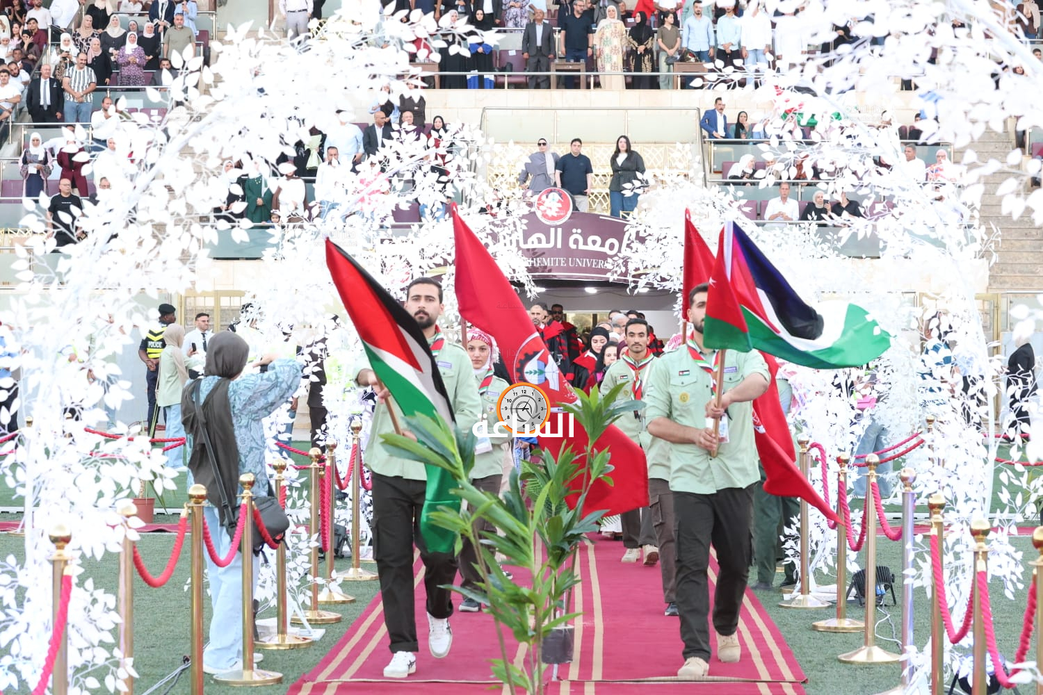 Madar Al-Saa Images 0.5535238316453556