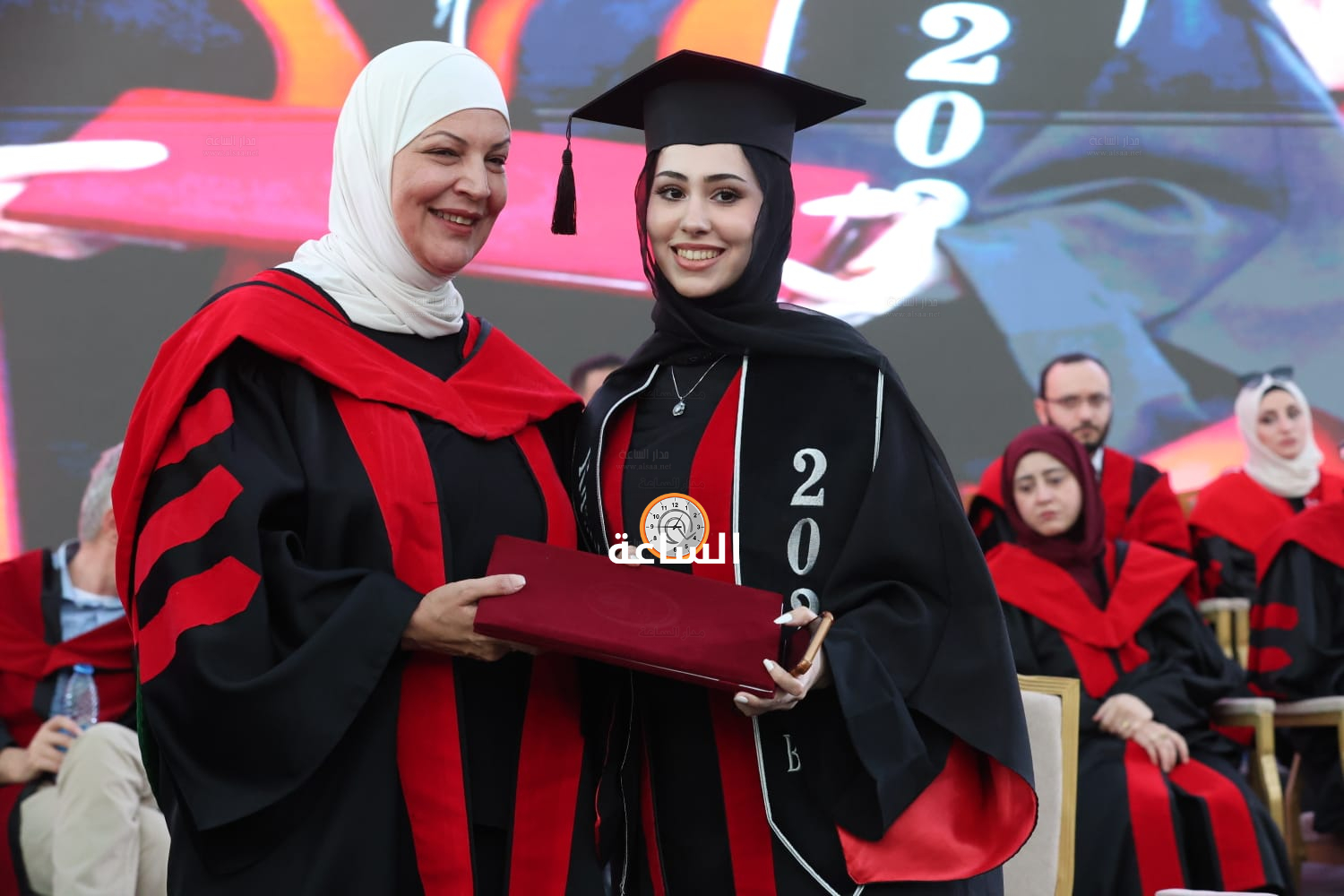 Madar Al-Saa Images 0.8161545699739633