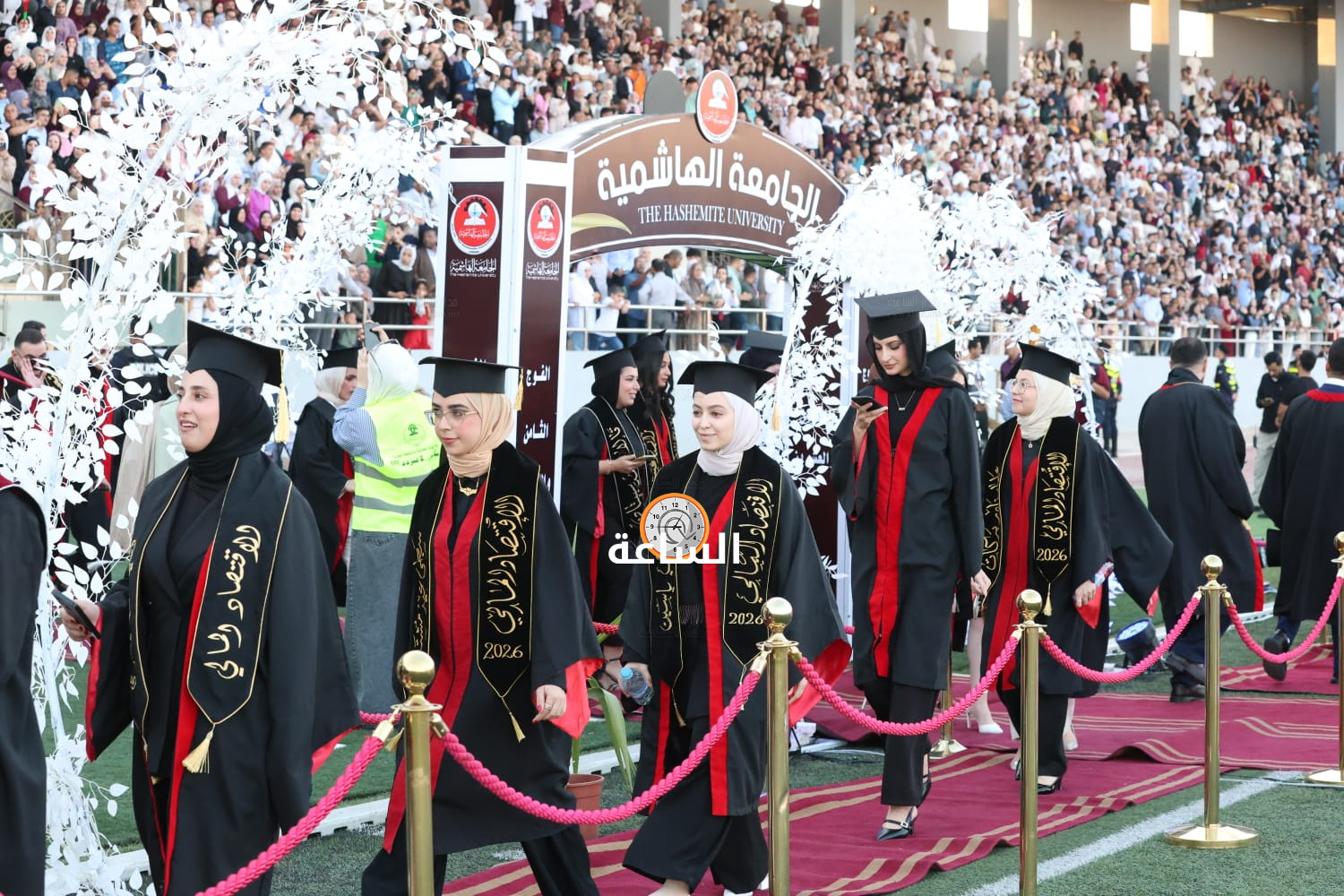 Madar Al-Saa Images 0.09878790209096344