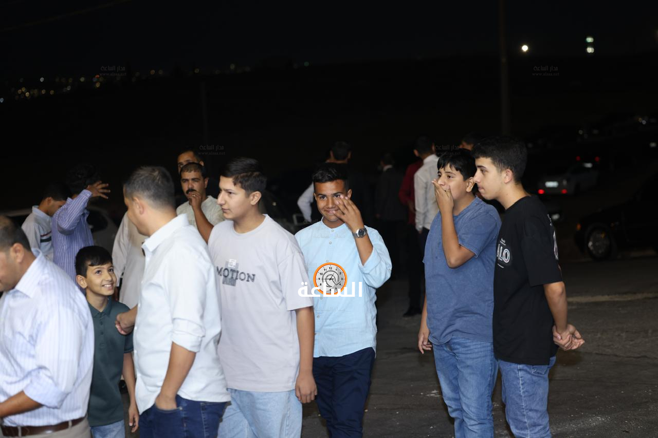 Madar Al-Saa Images 0.9433570542495523